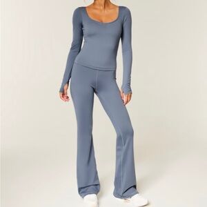 Gilly Hicks recharge foldover flare leggings blue